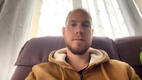 Snapshot of hornygaren chatting on December 2024 10:45:02 AM zorander online show from December 2024 10:45:02 AM