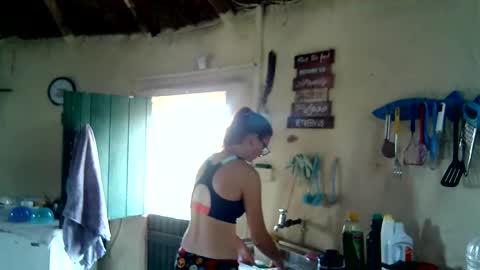 Snapshot of hornyhippies0080 chatting on September 2025 06:25:02 AM Nix  D online show from September 2025 06:25:02 AM