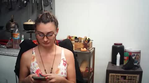 Snapshot of hornyhippies0080 chatting on May 2026 01:19:01 PM Nix D online show from May 2026 01:19:01 PM