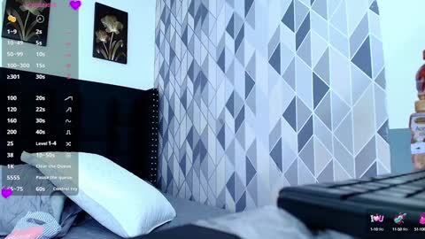 Valentina  online show from February 2025 12:25:02 PM