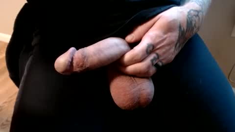 Hornyhumper online show from October 2025 12:29:01 PM