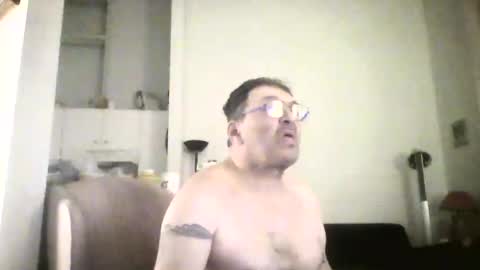 Snapshot of hornysiciliancock712446 chatting on December 2024 10:13:01 PM Peter online show from December 2024 10:13:01 PM