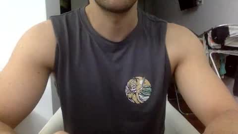 hornyspaniard93 online show from March 2026 11:43:01 PM