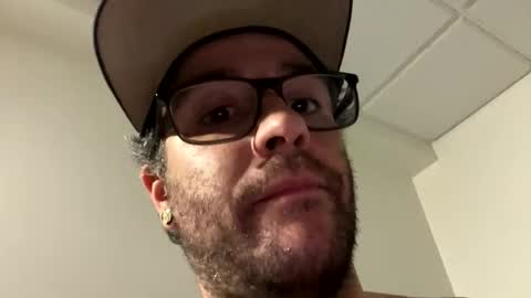 Snapshot of hornytony8 chatting on April 2026 09:07:01 AM HornyTony online show from April 2026 09:07:01 AM