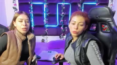 Snapshot of hornyy_mom chatting on February 2025 12:33:01 PM hornyy mom online show from February 2025 12:33:01 PM