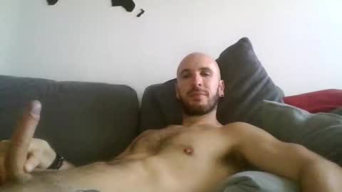 Snapshot of horseandhurricane chatting on May 2026 03:43:01 PM Cavallo Uragano online show from May 2026 03:43:01 PM