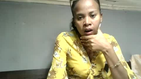 Snapshot of hortansiaa chatting on June 2026 06:56:01 PM Hortansiaa online show from June 2026 06:56:01 PM