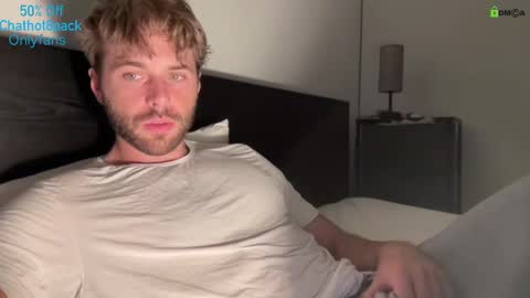 Edward aka Wolf online show from September 2025 10:15:02 PM