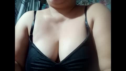 hot_boobs21 online show from October 2025 12:01:02 PM