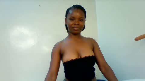 Snapshot of hot_cammy08 chatting on June 2026 07:13:01 AM sweet cammy online show from June 2026 07:13:01 AM