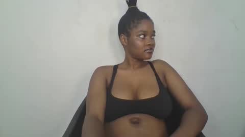 Zarah online show from May 2026 10:37:02 PM