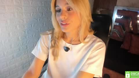 Snapshot of hot_cupid01 chatting on April 2026 11:19:02 AM Valery online show from April 2026 11:19:02 AM