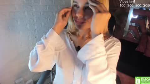 Snapshot of hot_cupid01 chatting on April 2026 10:41:02 AM Valery online show from April 2026 10:41:02 AM