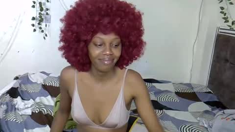 hot_dayne online show from November 2025 05:46:02 PM