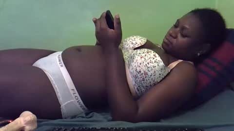 Snapshot of hot_girlly chatting on November 2025 01:44:01 PM hot_girlly online show from November 2025 01:44:01 PM