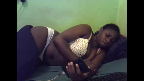 Snapshot of hot_girlly chatting on November 2025 02:10:02 AM hot_girlly online show from November 2025 02:10:02 AM