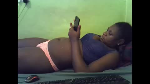 Snapshot of hot_girlly chatting on November 2025 02:38:02 PM hot_girlly online show from November 2025 02:38:02 PM