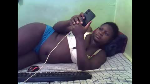 Snapshot of hot_girlly chatting on November 2025 04:56:01 AM hot_girlly online show from November 2025 04:56:01 AM