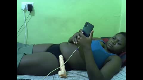 Snapshot of hot_girlly chatting on November 2025 05:48:01 PM hot_girlly online show from November 2025 05:48:01 PM