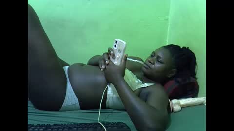 Snapshot of hot_girlly chatting on December 2025 04:58:01 PM hot_girlly online show from December 2025 04:58:01 PM