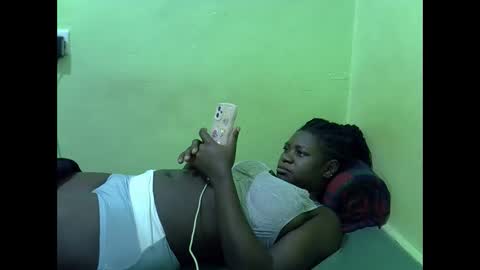 Snapshot of hot_girlly chatting on January 2026 04:04:02 AM hot_girlly online show from January 2026 04:04:02 AM