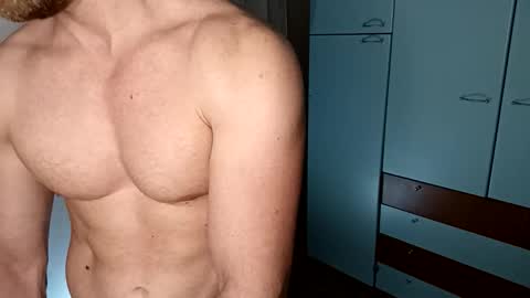 hot_italianboy online show from May 2026 10:18:01 PM