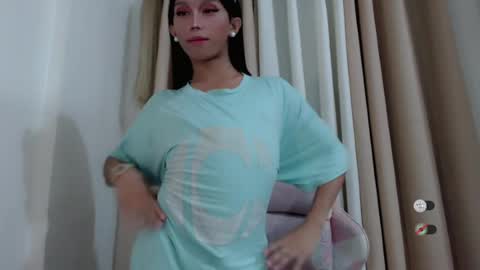 Snapshot of hot_khianna chatting on June 2026 02:10:02 PM Khianna online show from June 2026 02:10:02 PM