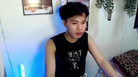 Snapshot of hot_kisser19 chatting on March 2026 12:31:02 PM mark online show from March 2026 12:31:02 PM