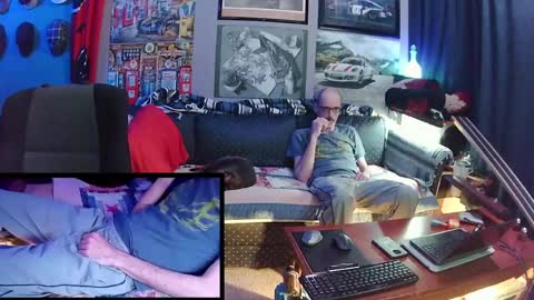 Snapshot of hot_krispy_kreme chatting on May 2026 03:33:02 AM hot_krispy_kreme online show from May 2026 03:33:02 AM