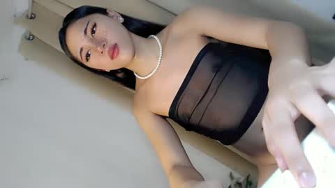 Snapshot of hot_little_angel18 chatting on May 2026 01:56:01 AM hot_little_angel18 online show from May 2026 01:56:01 AM