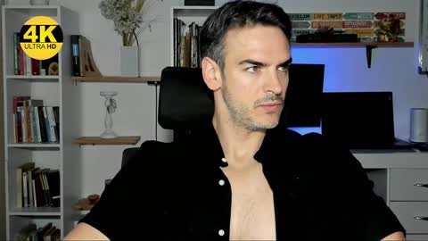 Snapshot of hot_martin25 chatting on January 2025 12:13:01 PM Martin online show from January 2025 12:13:01 PM