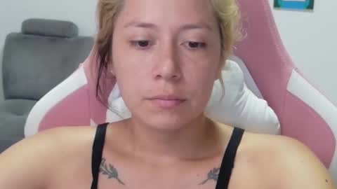 Mia online show from March 2026 01:48:02 PM