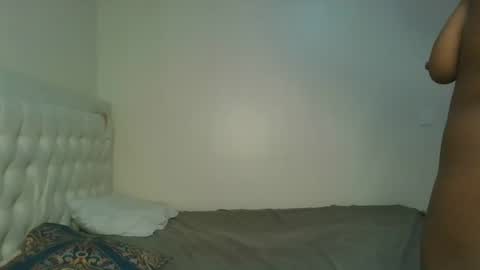 Hot petite online show from November 2025 12:18:02 PM