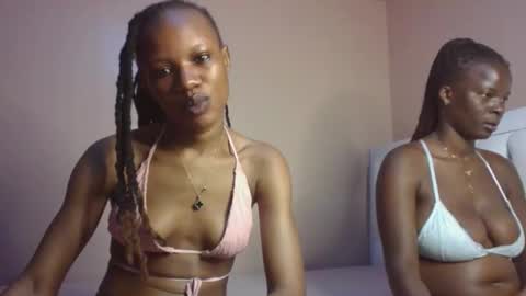 hot petite100 online show from October 2025 07:33:02 PM