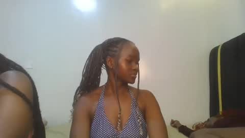 Snapshot of hot_petite12 chatting on August 2026 04:44:02 AM Petite online show from August 2026 04:44:02 AM
