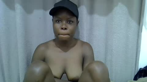 Snapshot of hot_shayla chatting on June 2026 05:40:02 PM esiiii online show from June 2026 05:40:02 PM