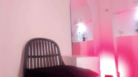 Snapshot of hot_valery_ chatting on January 2026 05:28:02 PM Valery online show from January 2026 05:28:02 PM