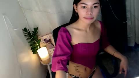 Yanna online show from April 2026 02:04:02 PM