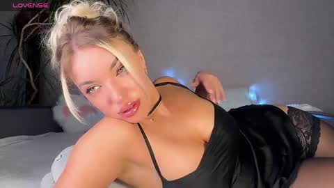 Alika online show from October 2025 02:32:01 AM