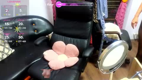 Lisa online show from September 2025 05:29:01 AM