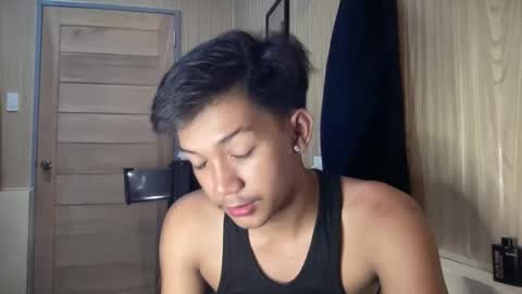 Snapshot of hotasian_jerome chatting on April 2026 01:21:01 PM hotasian_jerome online show from April 2026 01:21:01 PM