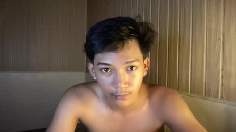 Snapshot of hotasian_jerome chatting on May 2026 04:04:02 PM hotasian_jerome online show from May 2026 04:04:02 PM