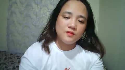 Snapshot of hotbabymomma chatting on March 2025 08:19:02 AM Lynn online show from March 2025 08:19:02 AM