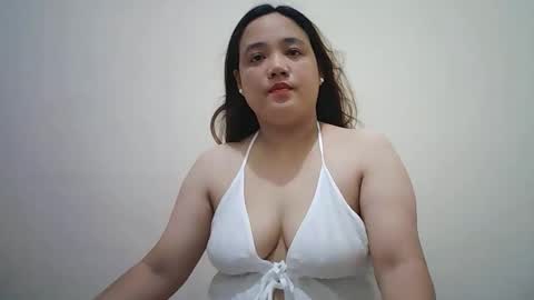 Snapshot of hotbabymomma chatting on September 2025 01:42:02 AM Lynn online show from September 2025 01:42:02 AM