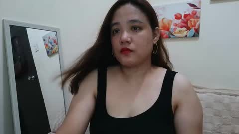 Snapshot of hotbabymomma chatting on December 2025 05:55:02 AM Lynn online show from December 2025 05:55:02 AM