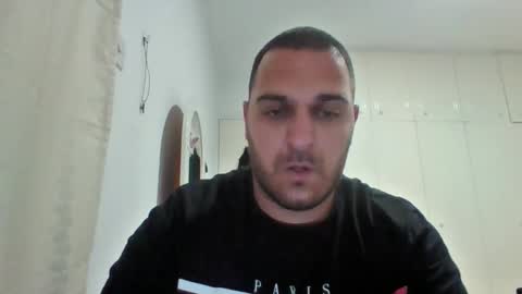 Snapshot of hotbearforyou96 chatting on February 2026 05:19:01 PM Hotbearhorny online show from February 2026 05:19:01 PM