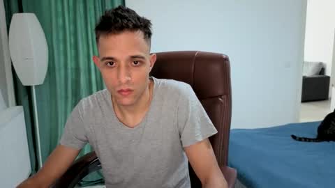Hotboyshorny online show from March 2026 09:25:01 AM