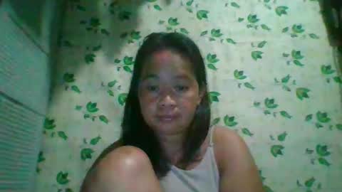 hotchicks4uxx online show from December 2024 04:19:01 PM