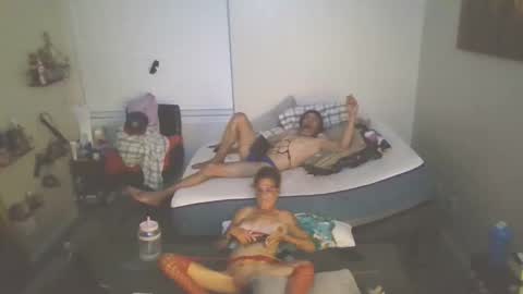 Snapshot of hotcouple1319 chatting on October 2025 12:32:02 AM hotcouple1319 online show from October 2025 12:32:02 AM