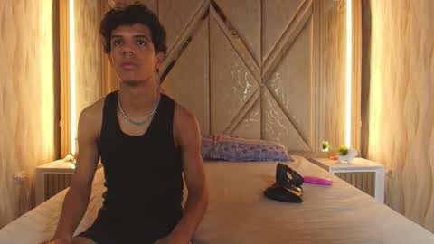 hotcouple_222 online show from March 2026 07:46:02 AM